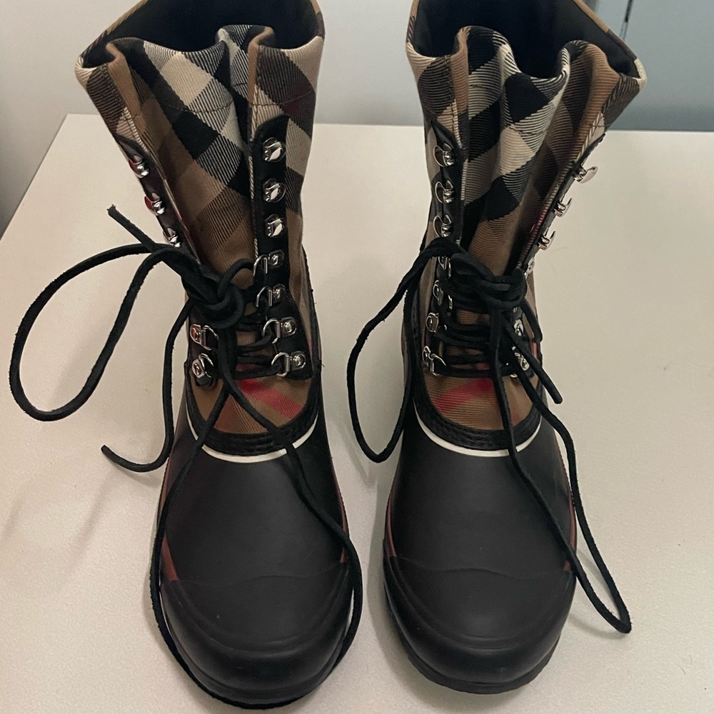 Burberry Short Rainboots